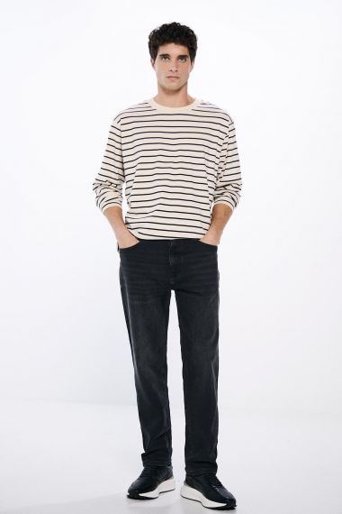 Jeans straight fit negros