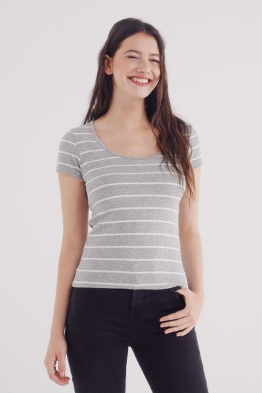 Camiseta escote redondo canalé