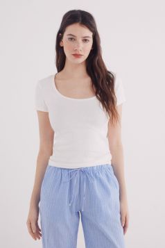 Camiseta escote redondo canalé