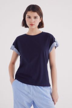 Camiseta manga roll up combinada