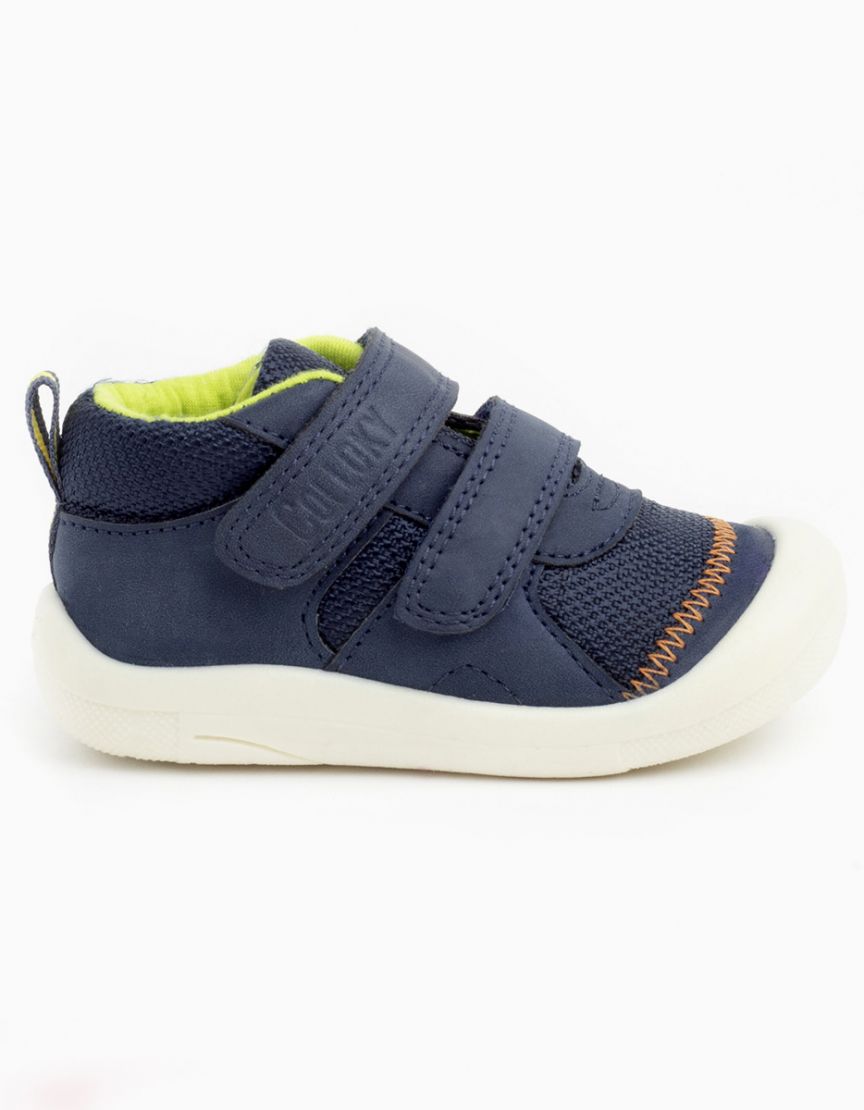 ZAPATILLA NIÑO COLECCIÓN COLOR AZUL ETAPA GATEADOR .
